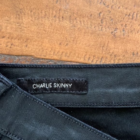 LUCKY Brand Charlie Skinny, black pants, cool texture, in very good condition - Picture 4 of 8